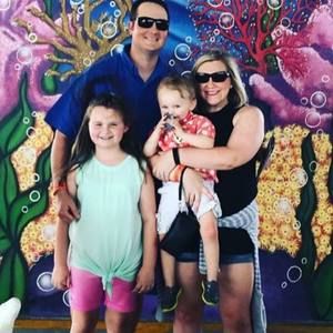 Meet your Posher, Derek